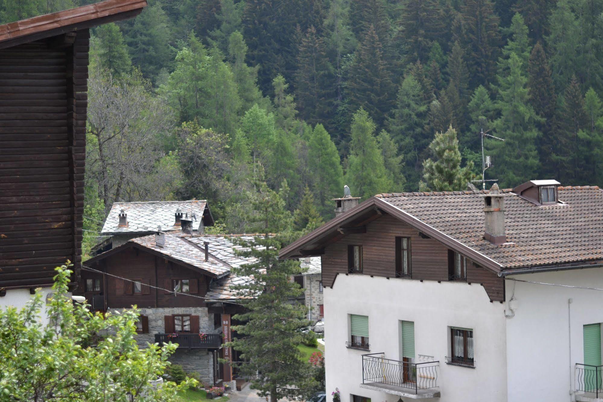 Hotell Millefiori- Alpine Event Lodge Valtournenche Dış mekan fotoğraf