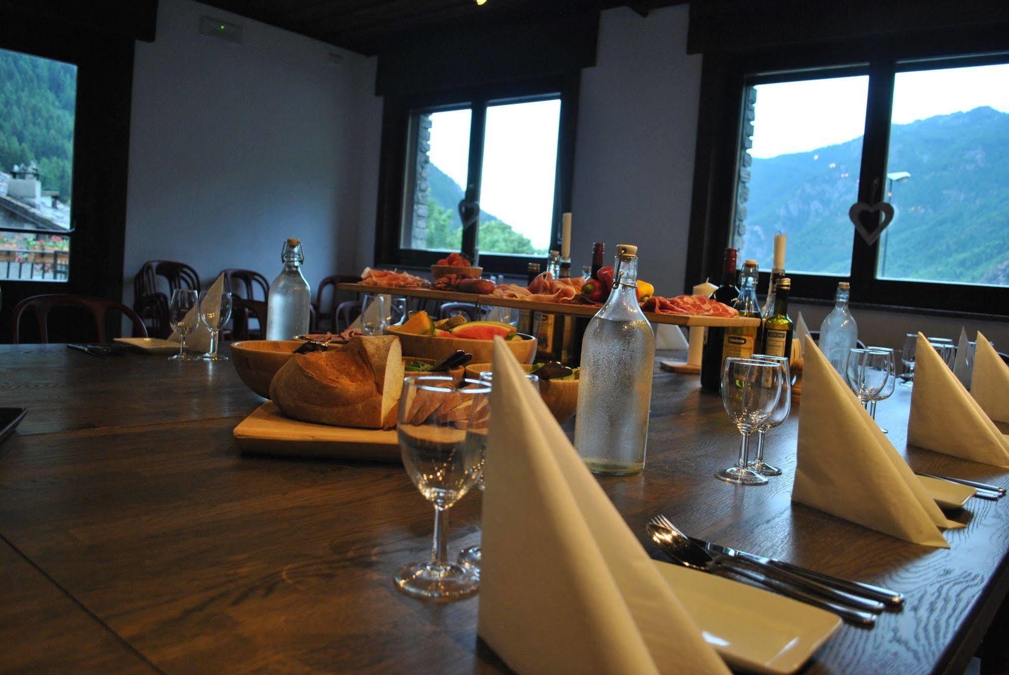 Hotell Millefiori- Alpine Event Lodge Valtournenche Dış mekan fotoğraf