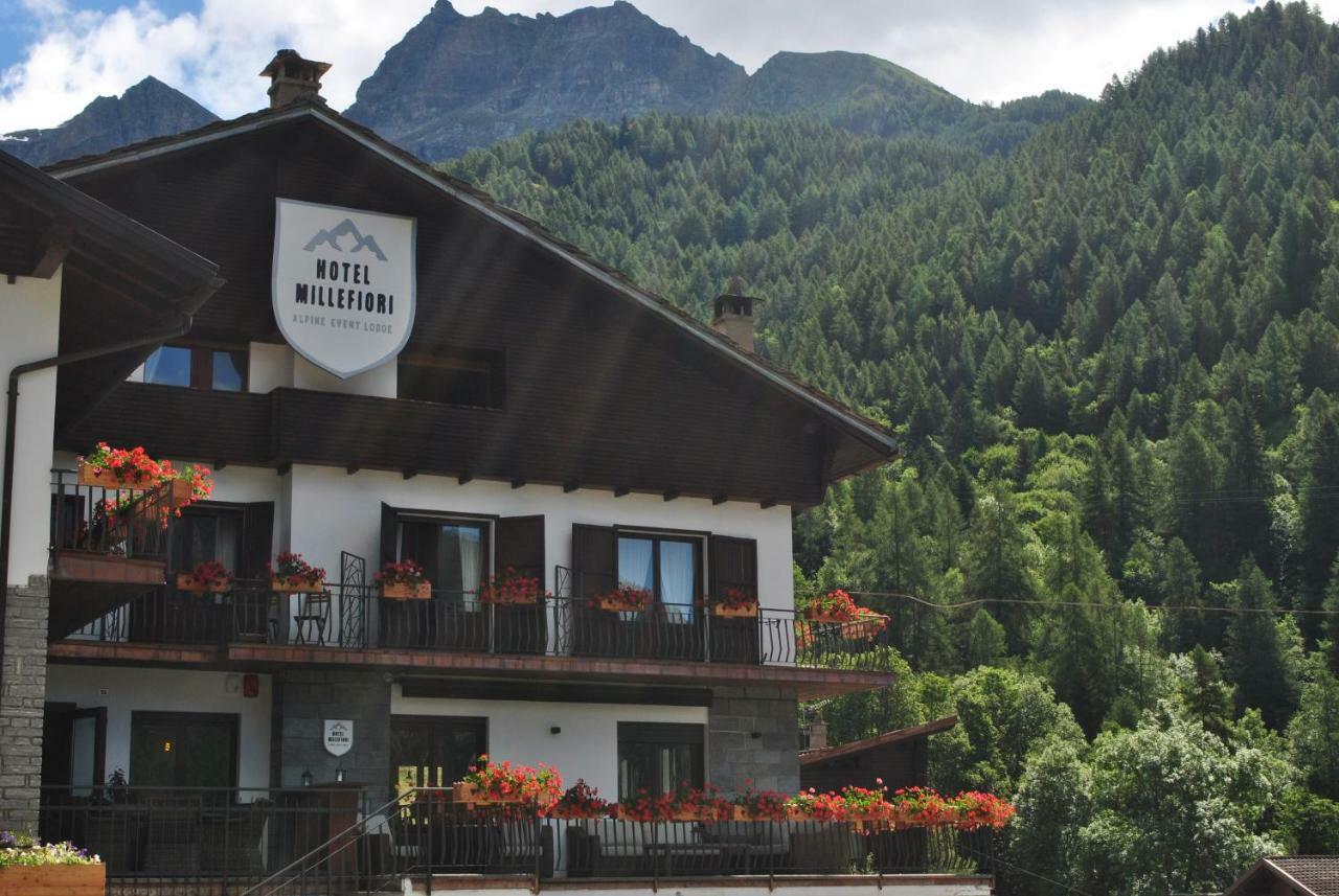 Hotell Millefiori- Alpine Event Lodge Valtournenche Dış mekan fotoğraf