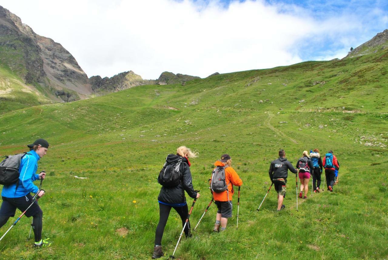 Hotell Millefiori- Alpine Event Lodge Valtournenche Dış mekan fotoğraf