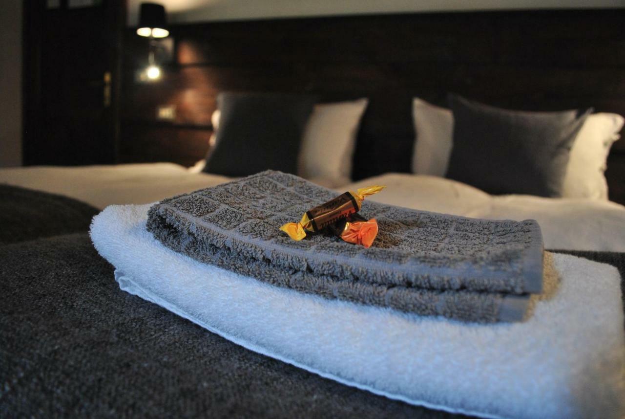 Hotell Millefiori- Alpine Event Lodge Valtournenche Dış mekan fotoğraf